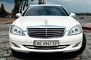 031 Лимузин Mercedes W221 S600 прокат Киев