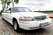 020 Лимузин Lincoln Town Car 120 Royal аренда Киев