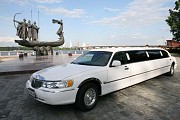 041 Лимузин Lincoln Town Car 120 Classic аренда Киев