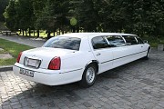 041 Лимузин Lincoln Town Car 120 Classic аренда Киев