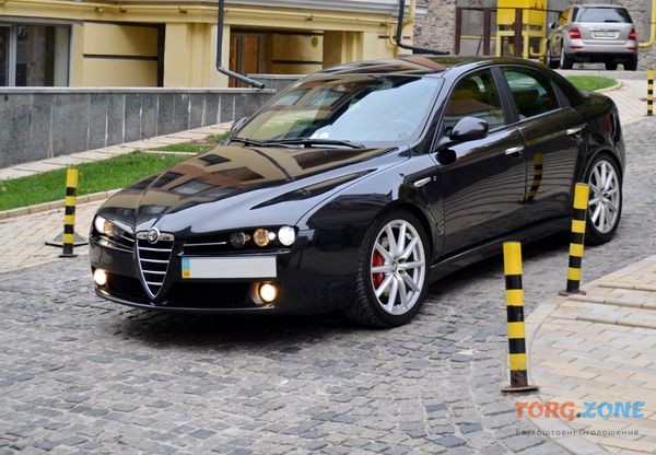 140 Alfa Romeo черная аренда авто Киев - изображение 1