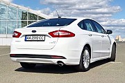 368 Ford Fusion 2015 белый аренда авто Киев
