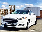 368 Ford Fusion 2015 белый аренда авто Киев