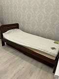 Продам деревянную кровать с матрасом отличное состояние,. Выдвижные ящики на колесиках в комплекте. Харків