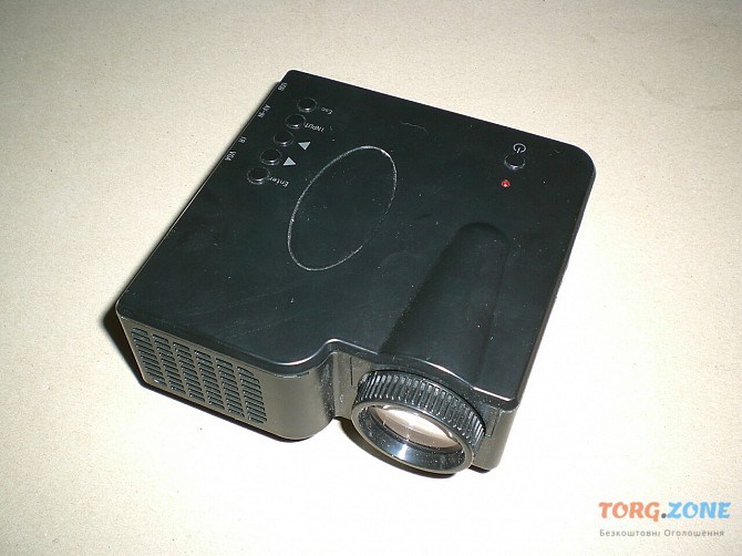 Продам проектор Game projektor GP-1 в отличном состоянии. Фото, видео, музыка, все в одном. Харків - зображення 1