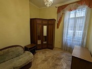 Продамо 2 кім кімнатну квартиру по вул Івана Франка Львів