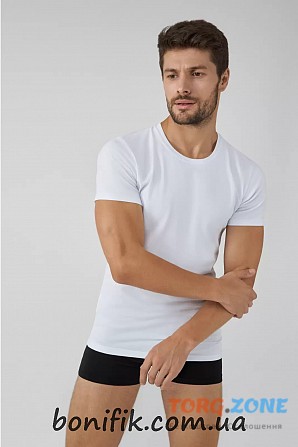 Чоловіча біла футболка з колекції "basic" (арт. MBSK 500/01/01) Кривий Ріг - зображення 1