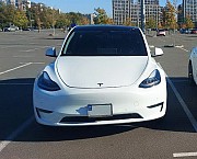 383 Tesla Model Y внедорожник белый аренда авто на свадьбу Киев