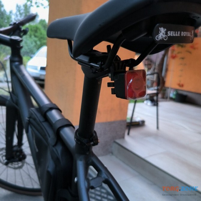 Задний интелектуальный велофонарь со стоп-сигналом и автоматическим включением и отключением Киев - изображение 1