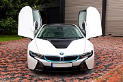 114 Спорткар BMW I8 2017 аренда на прокат для съемки фотосессии Київ