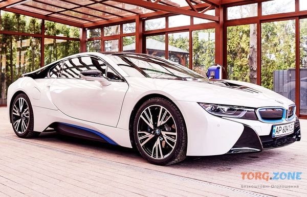 114 Спорткар BMW I8 2017 аренда на прокат для съемки фотосессии Киев - изображение 1