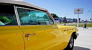 406 Buick Electra 1962 желтый ретро кабриолет арендовать на прокат Київ