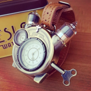 Стимпанк часы с газоразрядными лампами Tesla Watch Київ