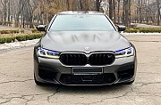 430 BMW M5 прокат аренда авто на свадьбу съемки с водителем Київ