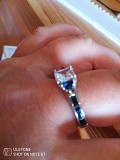 Перстені срібні, 925 проба, нові, розмір 18, 19, глибокий синій колір та сяючий білий фіаніти доставка із м.Львів