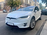 001 Tesla Model X белая электрический внедорожник арендовать на свадьбу Київ