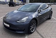 145 Авто на свадьбу электрокар Tesla Model 3 серая прокат без водителя аренда с водителем Київ