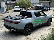 Силова кришка для кузова пікапа Rivian R1T – захист, стиль та функціональність! Київ