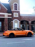 398 Кабриолет Ford Mustang GT оранжевый прокат аренда Київ