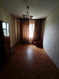 м.почайна 10 хв.повнометражна 3-кімнатна квартира Київ