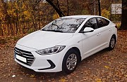 167 Hyundai Elantra 2018 белая аренда Киев