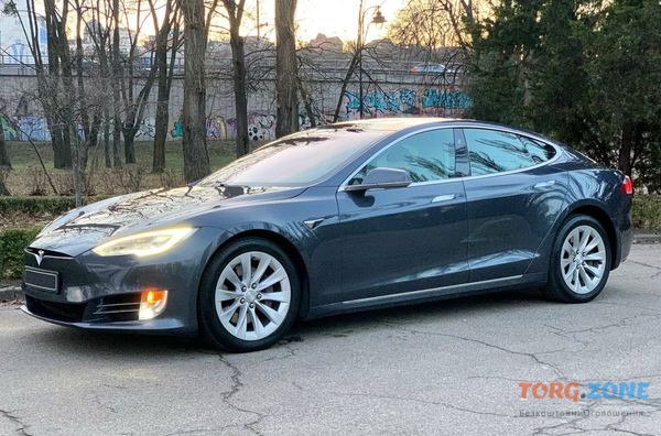 100 Tesla Model S75D аренда авто Київ - зображення 1