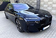 340 BMW i7 xdrive черный аренда прокат с водителем без водителя Київ