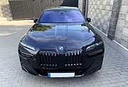 340 BMW i7 xdrive черный аренда прокат с водителем без водителя Київ