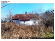 Продається ділянка під забудову з житловим цегляним будинком у селі Давидів біля Львова Львів