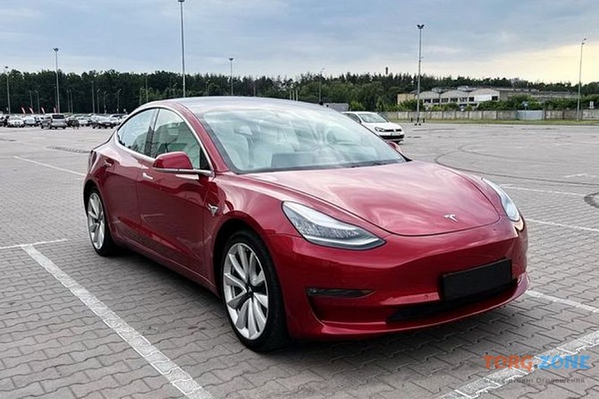 252 Электрокар Tesla Model 3 75D прокат аренда Киев - изображение 1