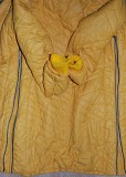 Продам б\у женское подростковое зимнее (холлофайбер) жёлтое болоньевое пальто доставка із м.Харків